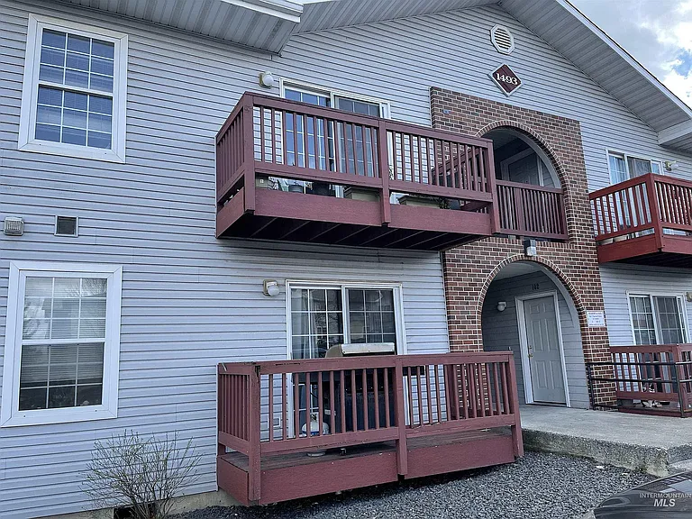 Exterior second floor balcony.