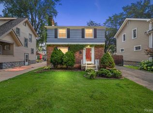 1023 Irving Ave, Royal Oak, MI 48067