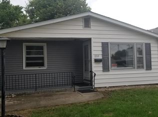 2713 S College St, Springfield, IL 62704