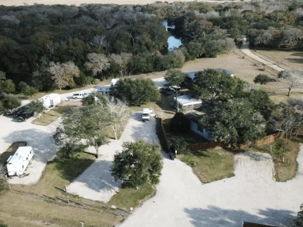 2165 County Road 457, La Ward, TX 77970