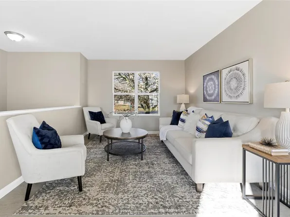 5308 Chippen Ct, Imperial, MO 63052