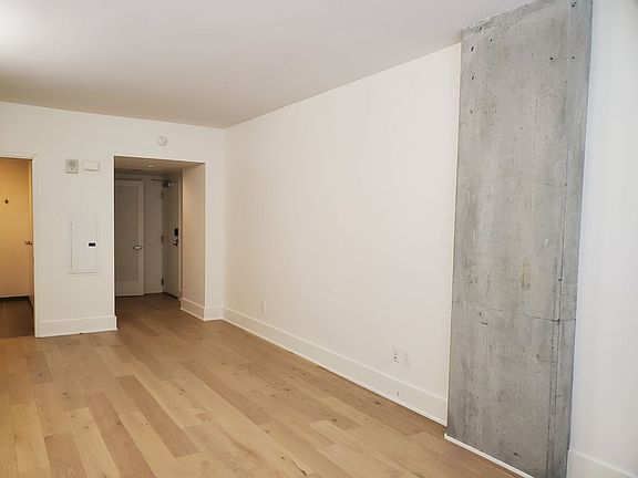 5th image of 1075 Market St Unit 201
