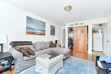 Rented by Living New York