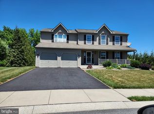 138 Nantucket Dr, Reading, PA 19605