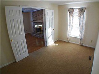 3rd image of 8385 Glen Highlands Dr