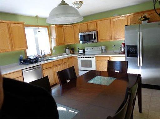 2nd image of 50 Morris Ave