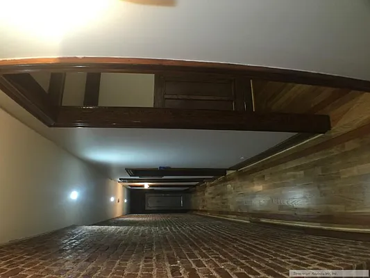 Rented by Sovereign Associates | media 16