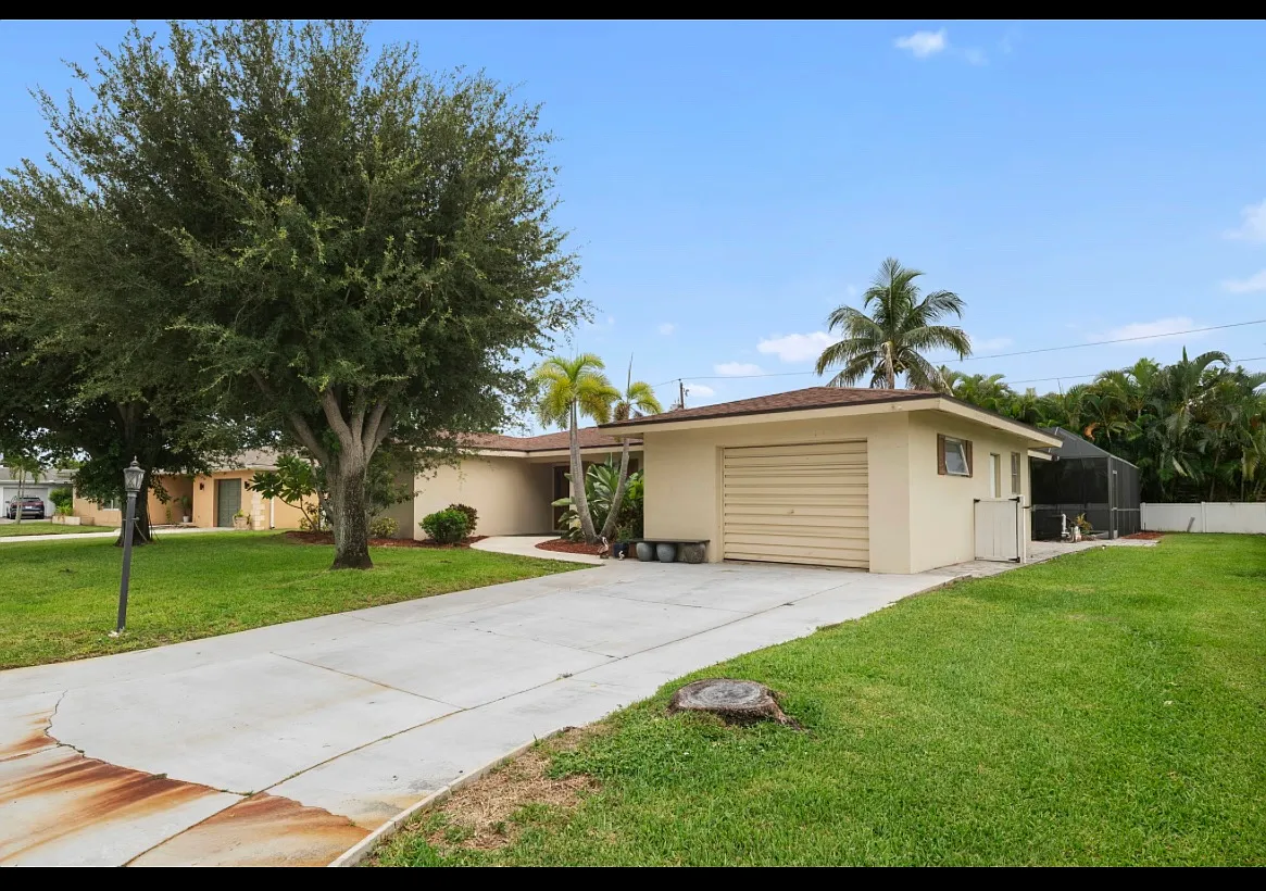 3 bed, 1690 sqft, $3,275 — Photo 2