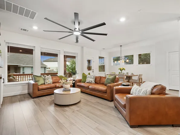 12458 Diagon Alley, San Antonio, TX 78254
