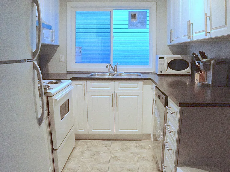 7009 101st Ave NW — Photo 5