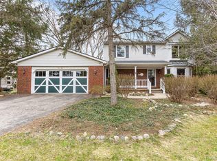 6374 Rickett Rd, Brighton, MI