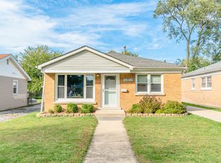 2626 W 97th St, Evergreen Park, IL