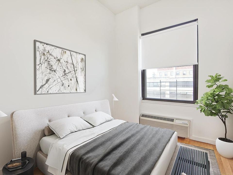 1st image of 44 Berry St Ste A