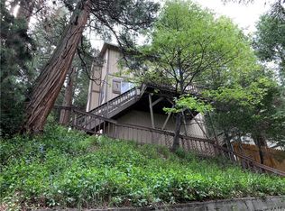 24087 Altdorf Dr, Crestline, CA 92325