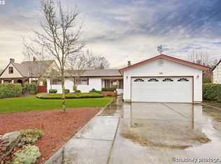 11064 SE Market St, Portland, OR 97216