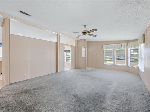3rd image of 8420 Imperial Cir