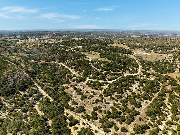 4th image of 1716 Sanctuary Ln