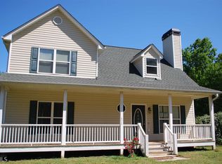 450 Fairview Farm Cir, Lavonia, GA 30553