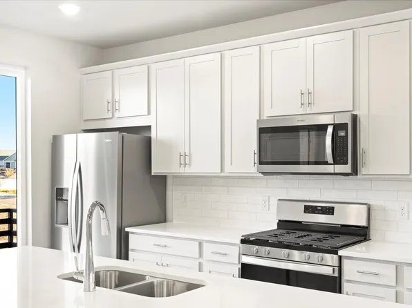 The Cameron Plan, Three Hills