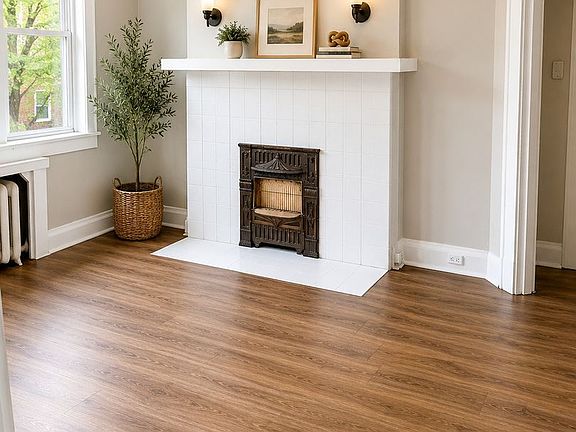 2nd image of 1401 Mervin Ave #22