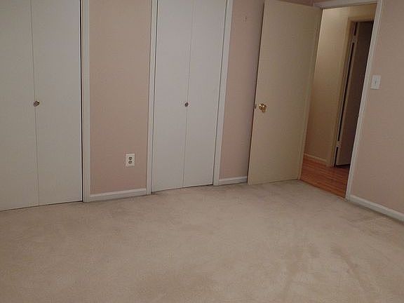 Upstairs-Bedroom 2