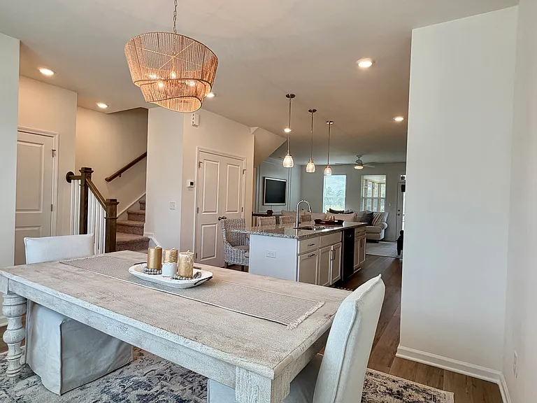 855 Parc Townes Dr — Photo 21