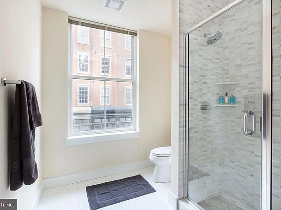 4th image of 300 Market St #201