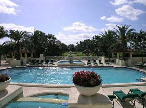 4th image of 550 SE Mizner Blvd APT B605