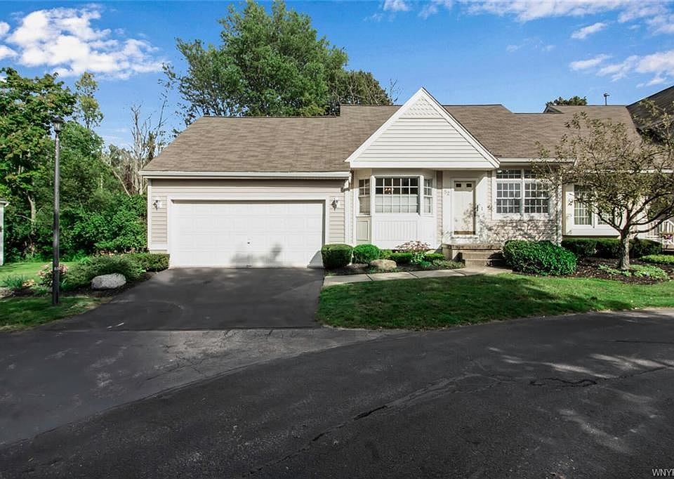 1st image of 52 Sawmill Ct