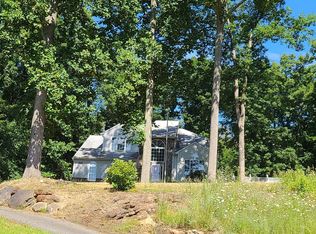 21 Colonial Cir, Glenwood, NJ 07418