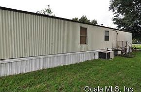 3rd image of 4574 NE 32nd Pl
