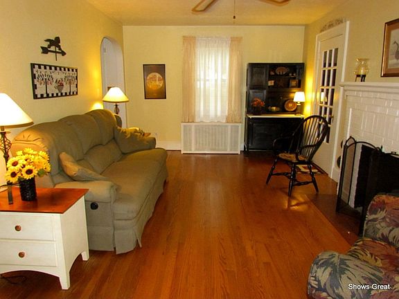 5th image of 3427 Greenland Ave NW