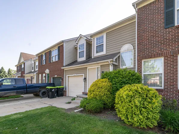 223 Tucker St, Pontiac, MI 48341