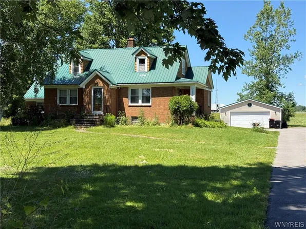5688 Genesee St, Lancaster, NY 14086