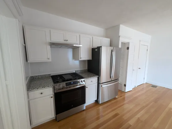 101 Ocean Ave #1R, Salem, MA 01970