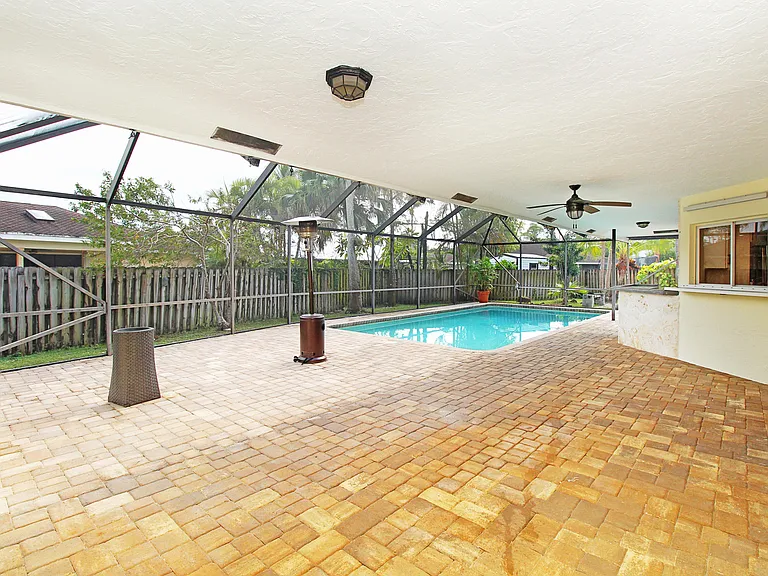 896 Rose Ct — Photo 64