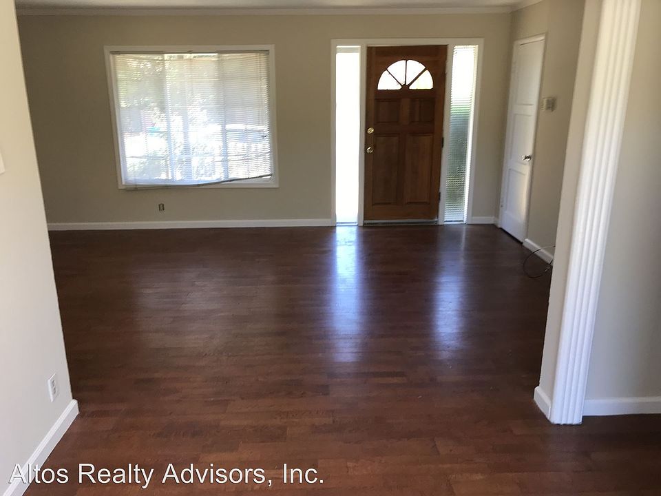 2nd image of 192 Wisteria Dr