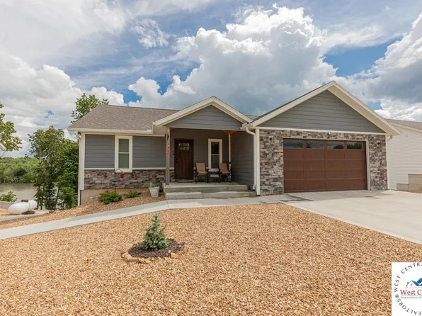 27450 Runway Cir, Lincoln, MO 65338