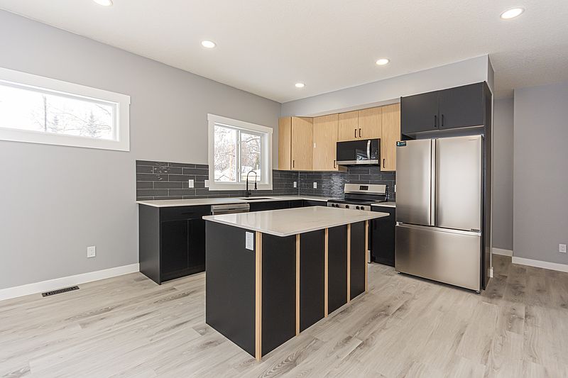 Edmonton Apartment for rent - 3 Bedrooms — photo 60
