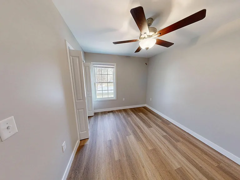 1333 Luke Ln — Photo 8