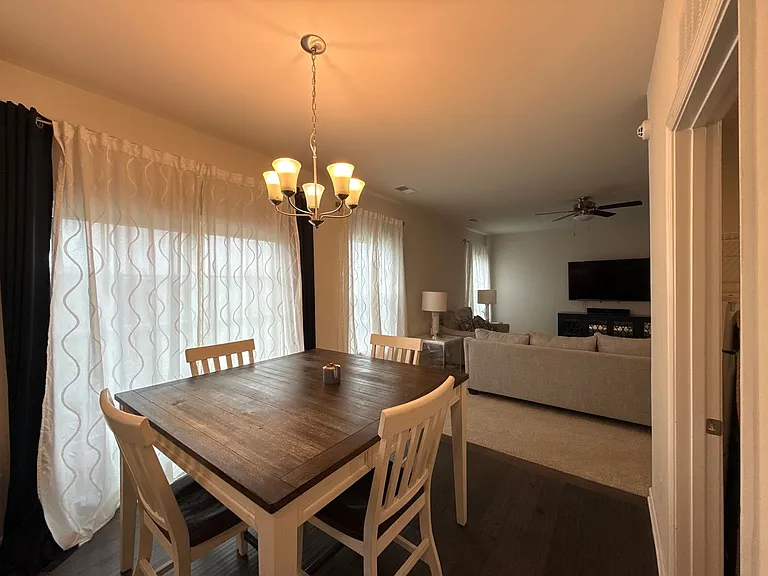 1524 Scarbrough Cir SW — Photo 17