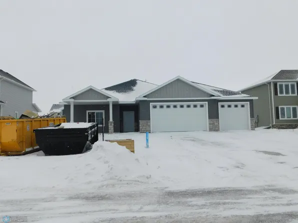 4776 41st St S, Prairie Rose, ND 58104