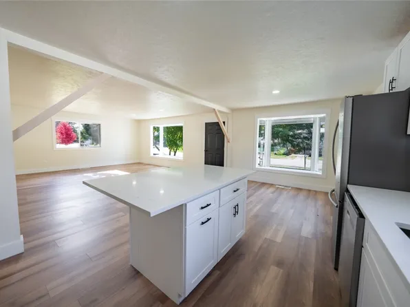 193 Highwood Dr, Libby, MT 59923