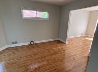 604 E Philadelphia St, Detroit, MI 48202