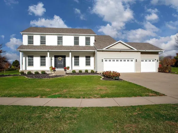 3180 S 22nd Avenue Ct, Eldridge, IA 52748