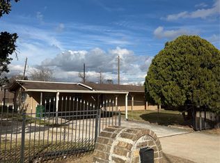 8437 Catalina Ln, Houston, TX 77075