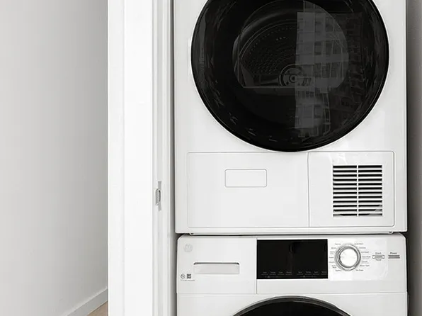 150 Lawrence Street image 10 of 33