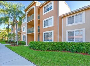 1260 Wildwood Lakes Blvd #305, Naples, FL 34104