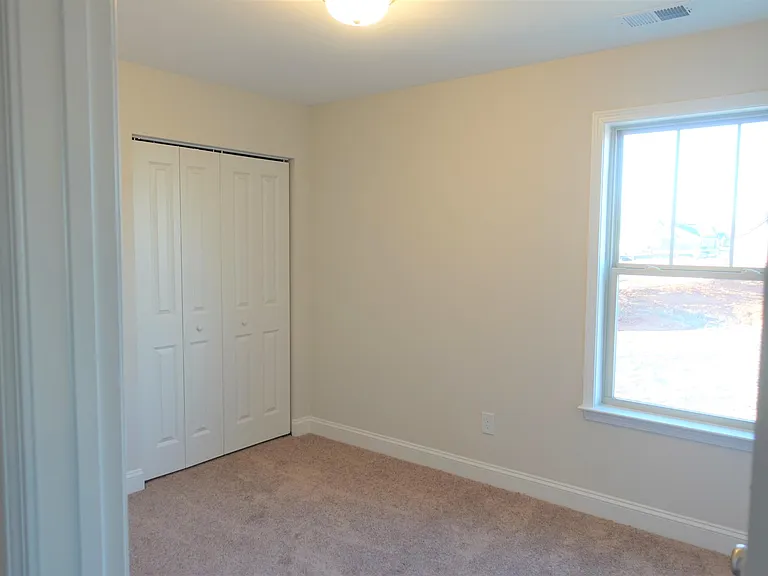 2731 Millhone Dr — Photo 32