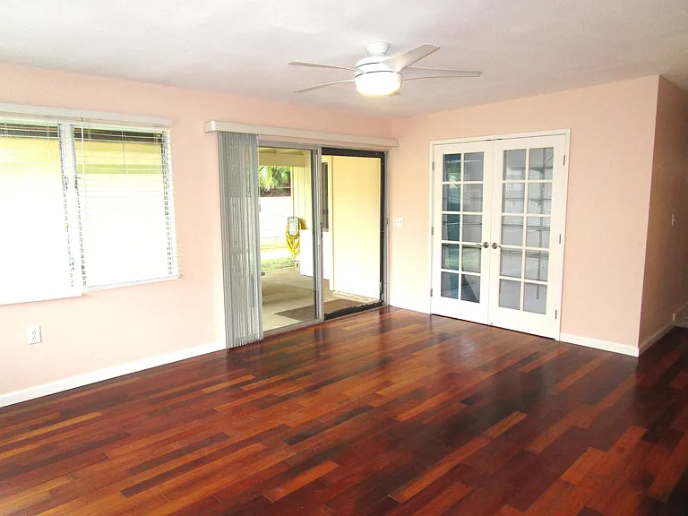 868 Waioli St — Photo 23